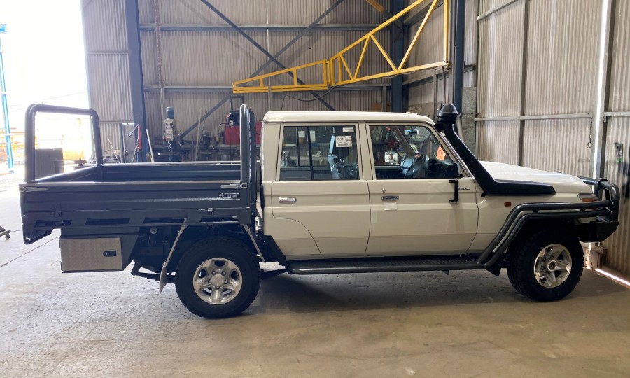 Custom Made Landcruiser Tray
