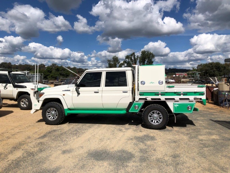 Dual Cab Landcruiser Tray