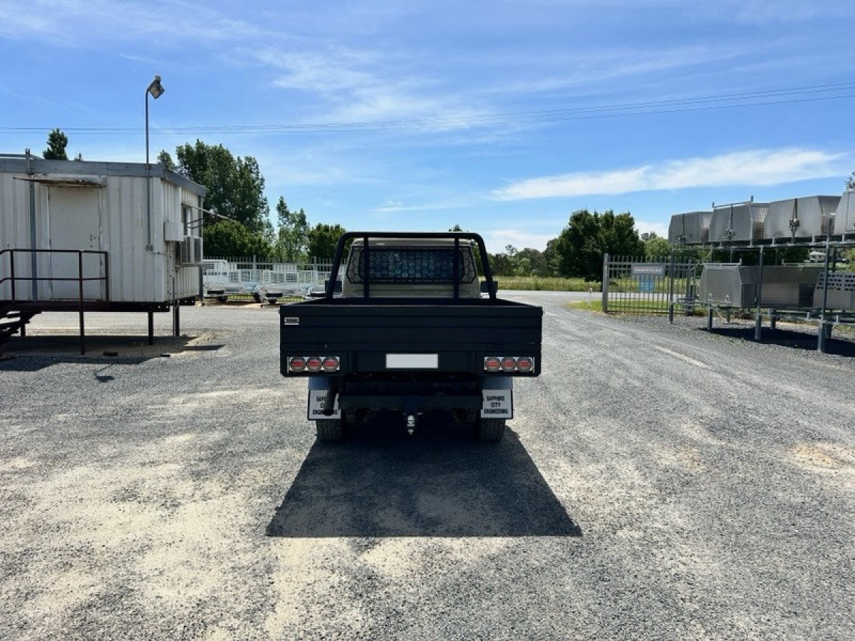 Custom Tray Build – LandCruiser Single Cab