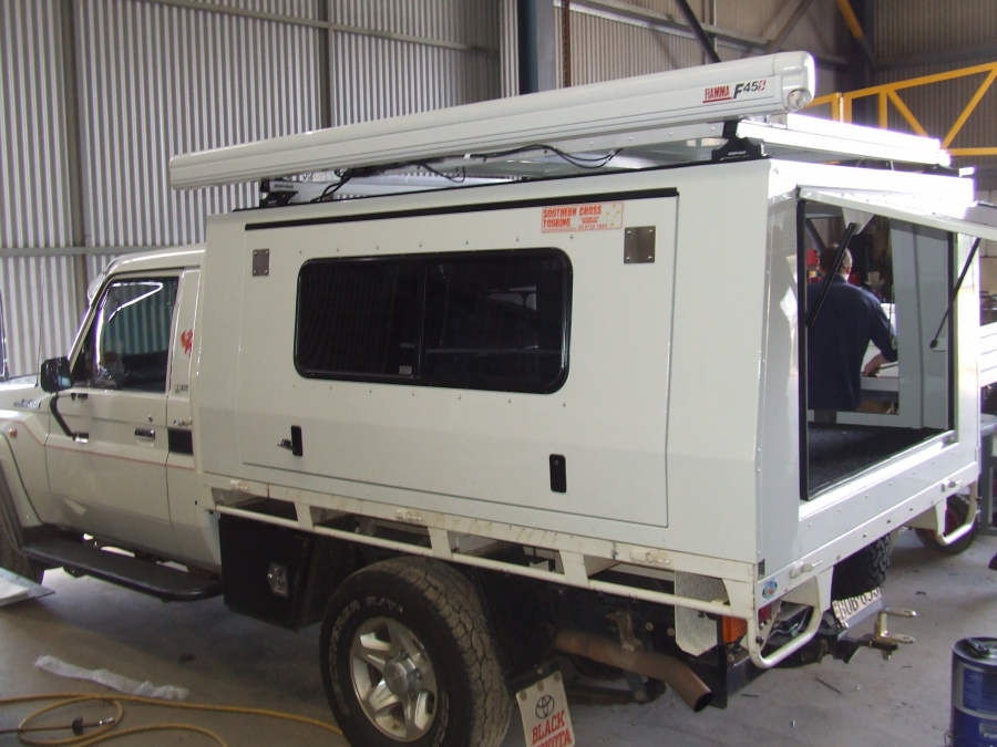 Southern Cross Touring Canopy Sapphire City Engineering Custom made all aluminium canopies