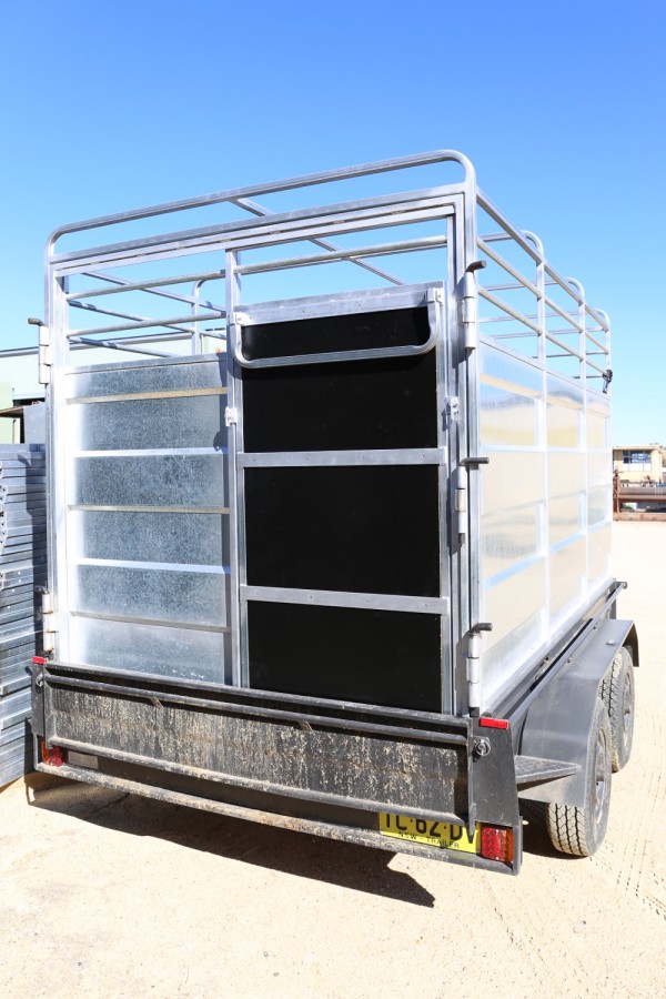 Cattle Floats Sapphire City Engineering Custom made Cattle Floats